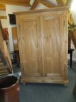 abgelaugter Bauernschrank / um 1880 / 280 Euro