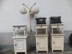 Nachttischchen mit Säulen ab 65 Euro // alte Schreibmaschinen ab 15 Euro