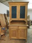 Küchenschrank / Jugendstil / abgelaugt / um 1910 / B100 x H196 x T49 / 540 Euro