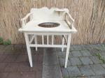 Waschtisch / Holz / ohne Schüssel / 120 Euro