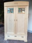 Jugendstilschrank / mit buten Scheiben / original / wohnfertig / 745 Euro
