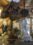 Lampe aus Kokosnuß / 75 Euro