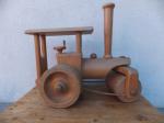 Große Dampfwalze / Holz / Deko-Stück aus Schaufenster / 95 Euro